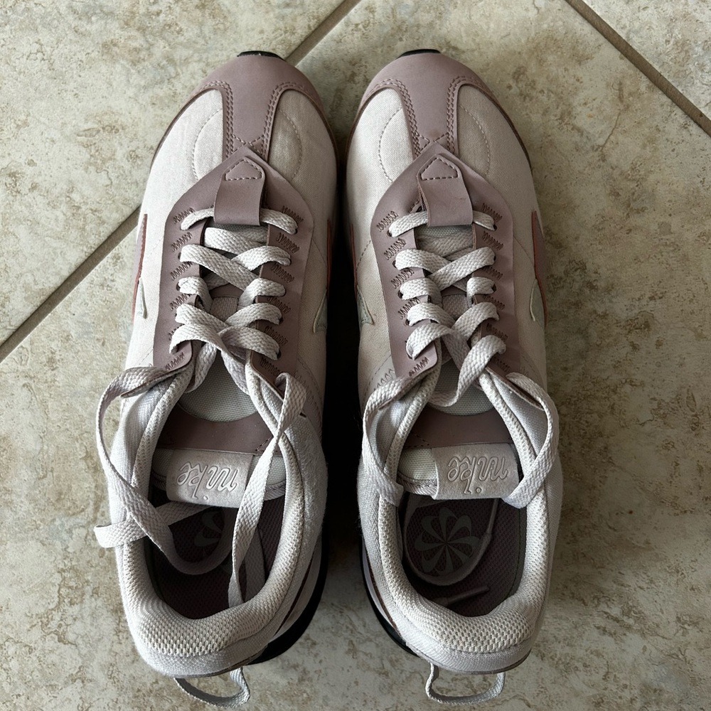 Nike Pre-Day - Picture 2 of 5